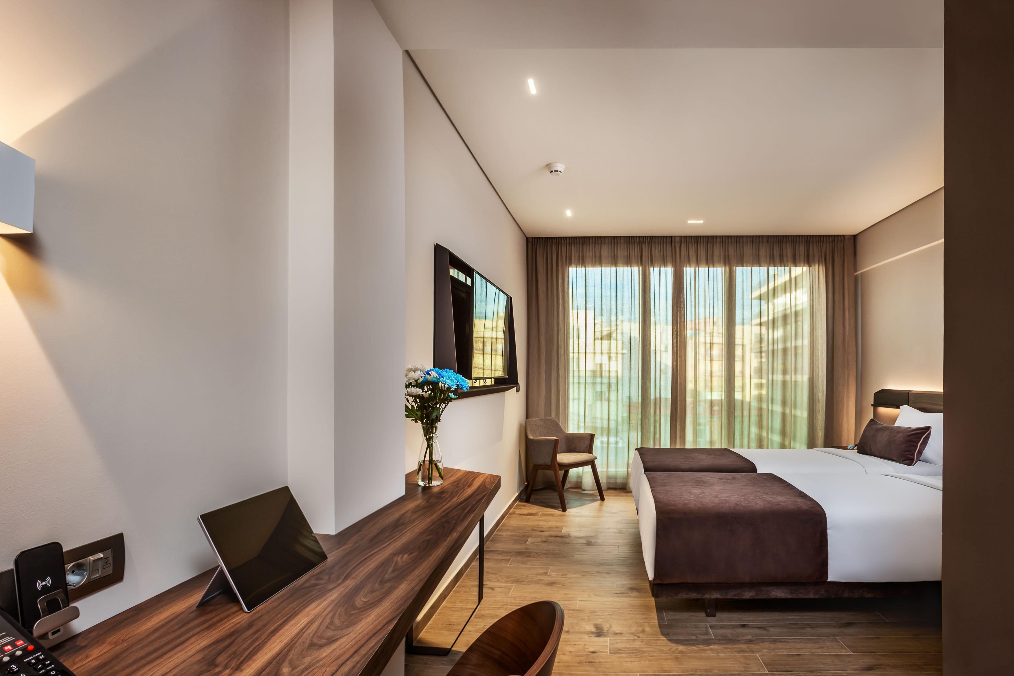 4⋆ IMPERIAL PLUS URBAN SMART HOTEL THESSALONIKI ≡ Салоники, Греция ≡ Lowest  Booking Rates For Imperial Plus Urban Smart Hotel Thessaloniki in Салоники